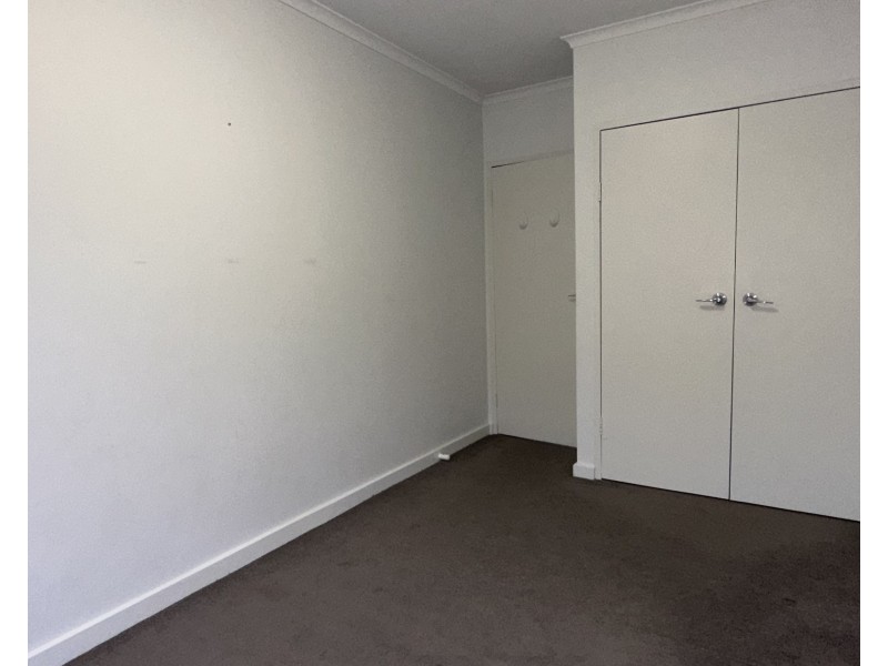 8/66 Simmons Drive, Altona VIC 3018