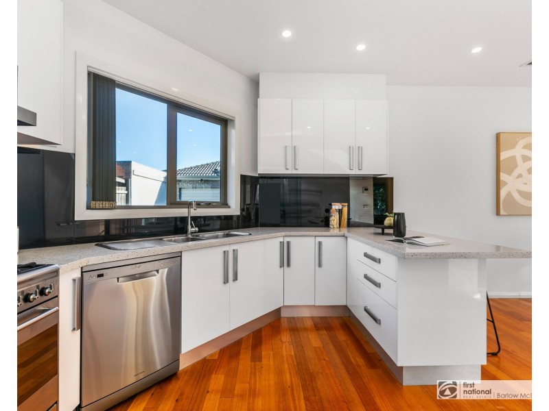 1/7 Fourth Avenue, Altona North VIC 3025