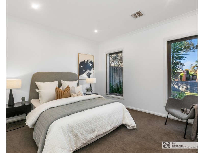 1/7 Fourth Avenue, Altona North VIC 3025