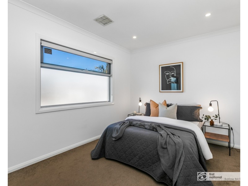 1/7 Fourth Avenue, Altona North VIC 3025