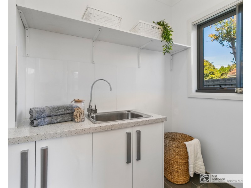 1/7 Fourth Avenue, Altona North VIC 3025