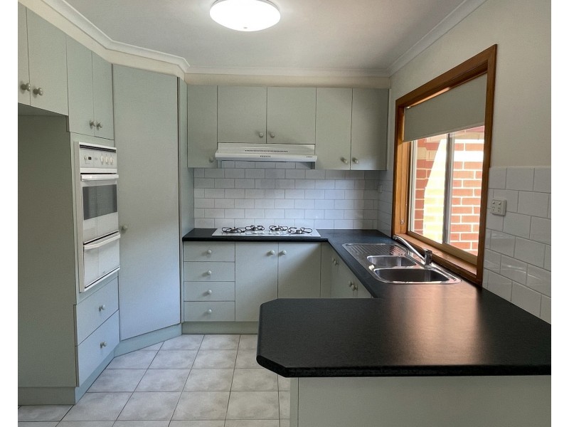 2/19 Upton Street, Altona VIC 3018