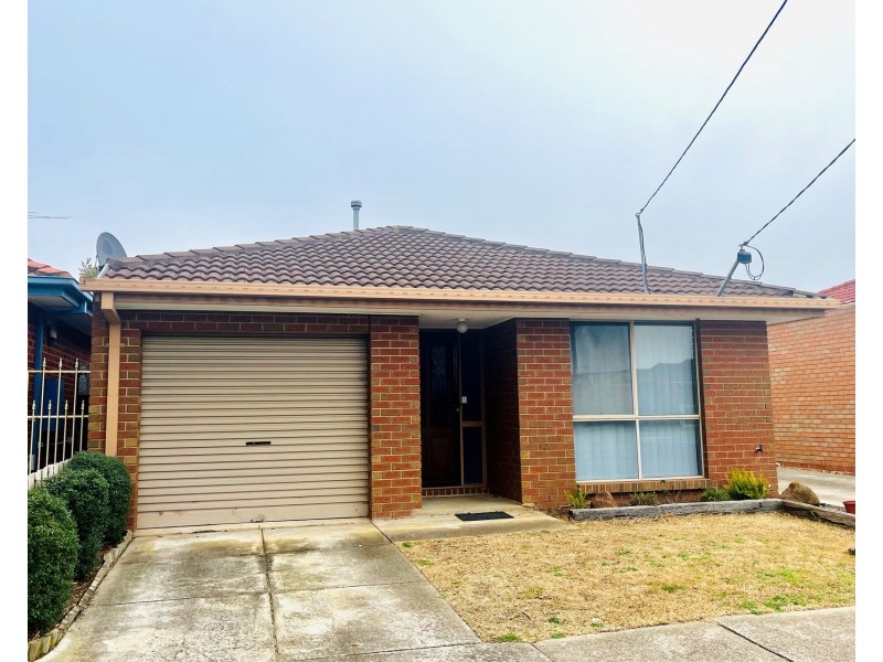 1/174 Victoria Street, Altona Meadows VIC 3028