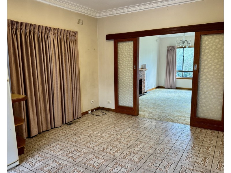 136 Seventh Avenue, Altona North VIC 3025