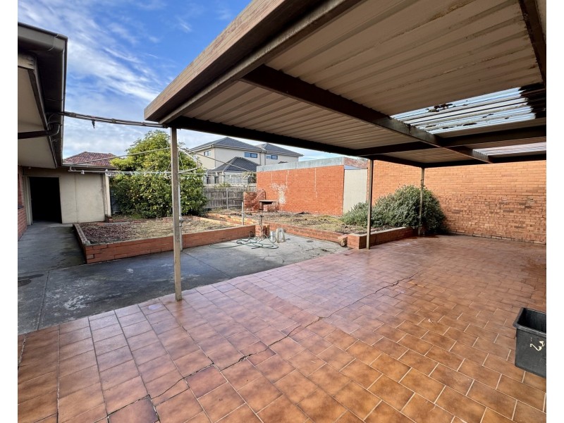 136 Seventh Avenue, Altona North VIC 3025