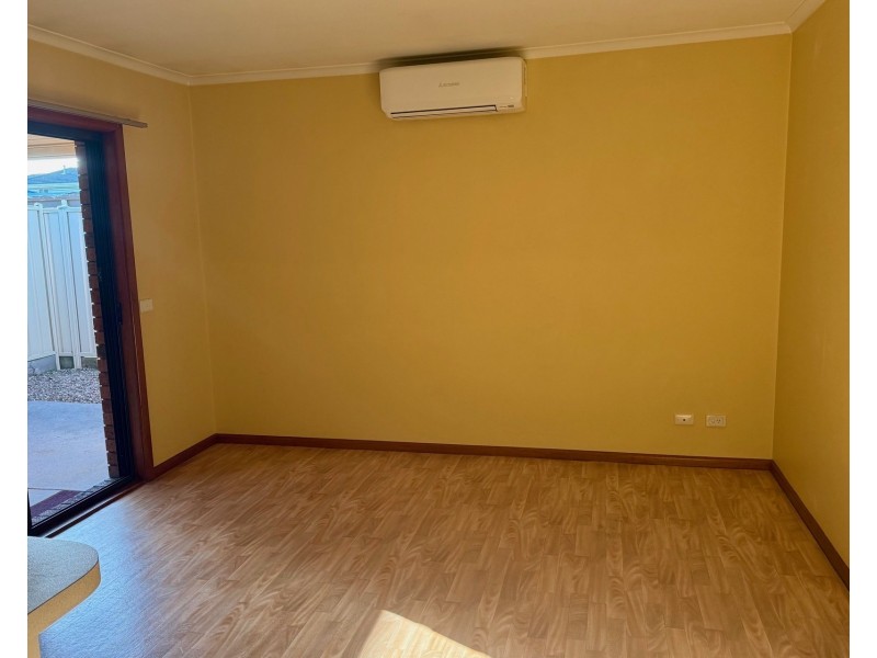 2/355 Queen Street, Altona Meadows VIC 3028