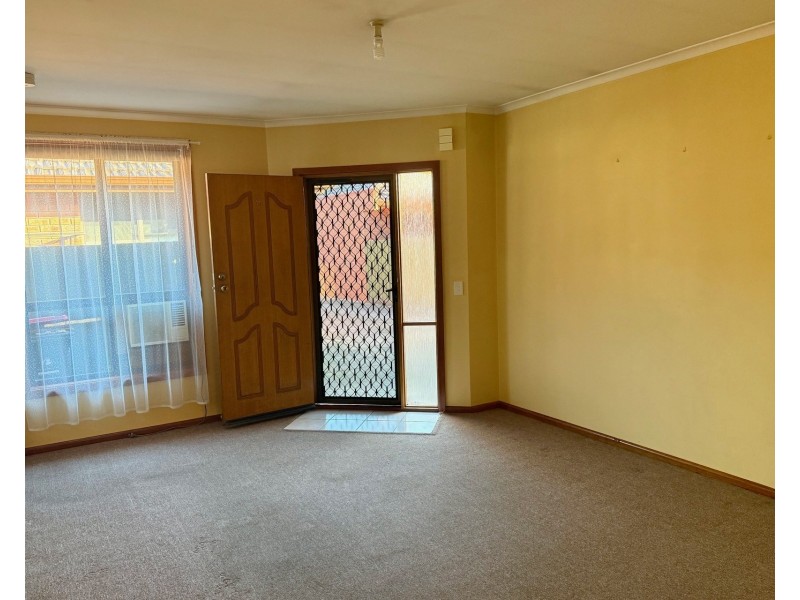 2/355 Queen Street, Altona Meadows VIC 3028