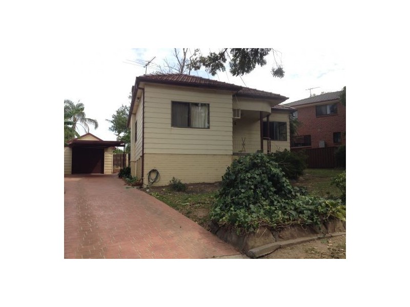 4 Robilliard Street, Mays Hill NSW 2145