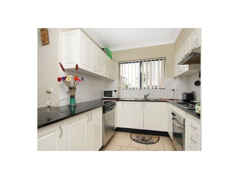 10/27 Station Street West, Parramatta NSW 2150