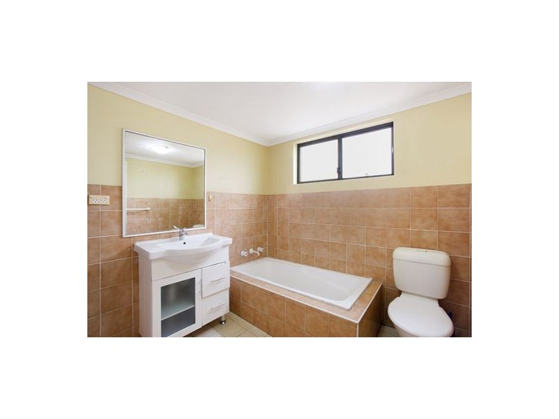 12/5-7 Wigram Street, Harris Park NSW 2150