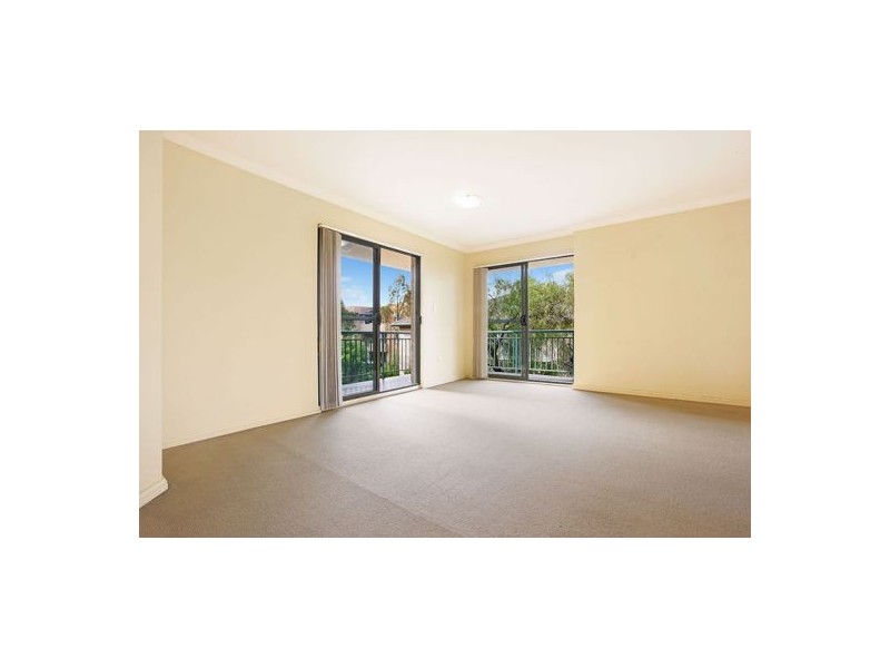 12/5-7 Wigram Street, Harris Park NSW 2150