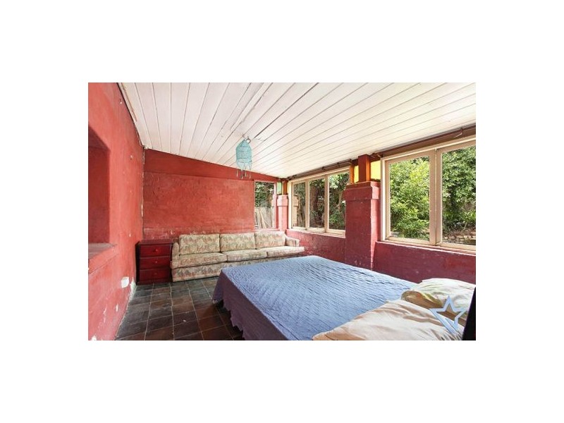 64 Windsor Road, Northmead NSW 2152