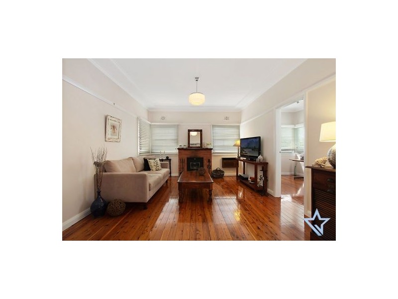 7 Fletcher Street, Northmead NSW 2152