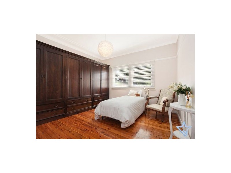 7 Fletcher Street, Northmead NSW 2152