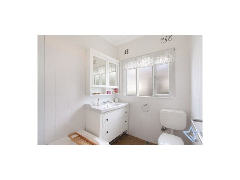 7 Fletcher Street, Northmead NSW 2152