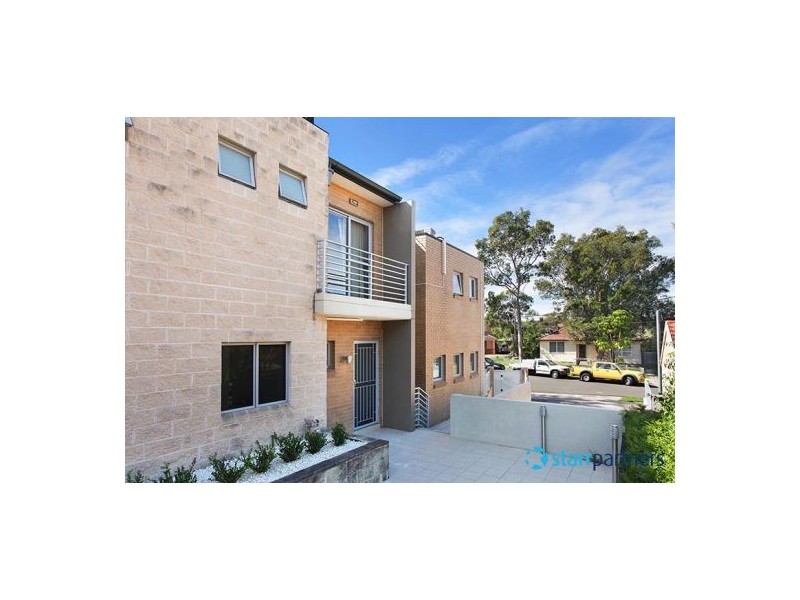 2/4-8 Waugh Avenue, North Parramatta NSW 2151