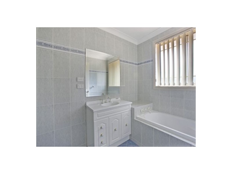 1 Forest Knoll, Castle Hill NSW 2154