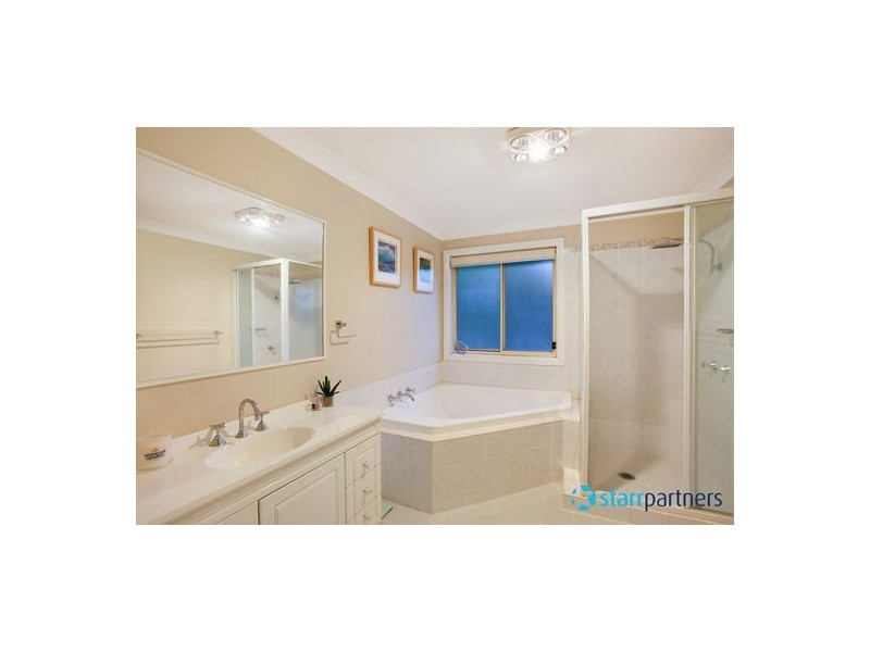 17a Gindurra Avenue, Castle Hill NSW 2154
