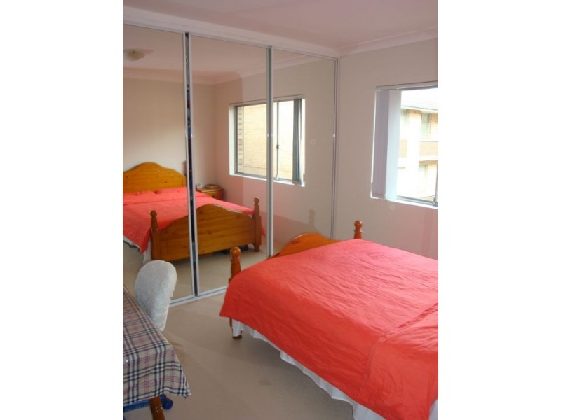 15/10-12 Thomas Street, Parramatta NSW 2150