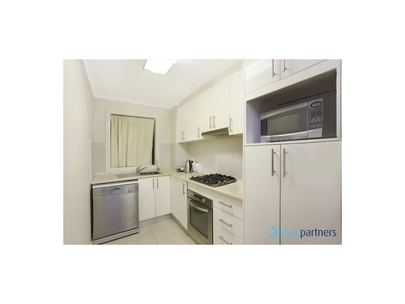 2/49-55 Beamish Road, Northmead NSW 2152