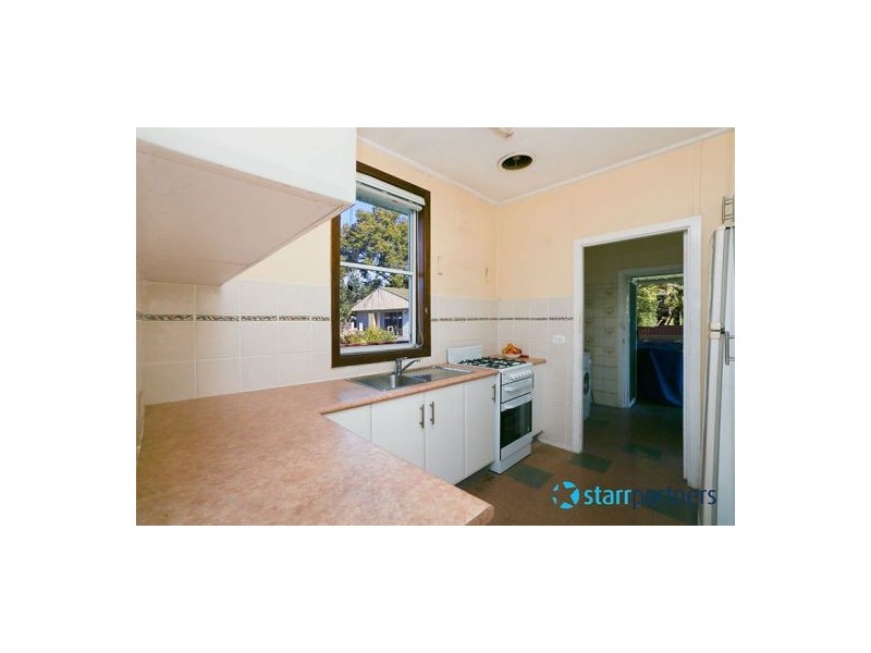 184 Burnett Street, Mays Hill NSW 2145