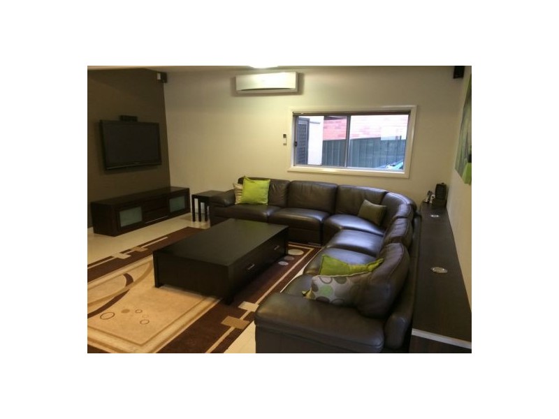 6 Glenavy Street, Wentworthville NSW 2145