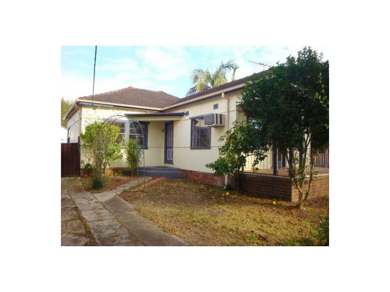 129 Great Western Highway, Mays Hill NSW 2145