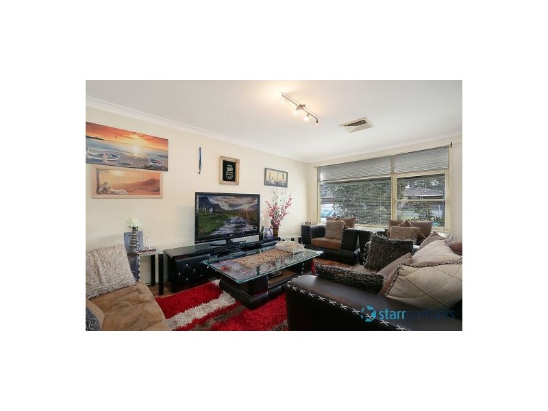 19 Cooyong Crescent, Toongabbie NSW 2146