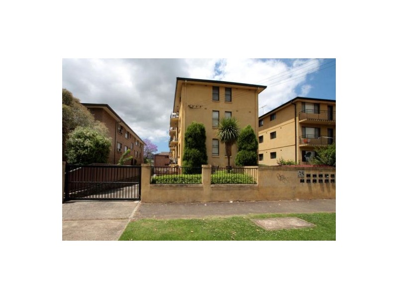 5/35 Harris Street, Harris Park NSW 2150