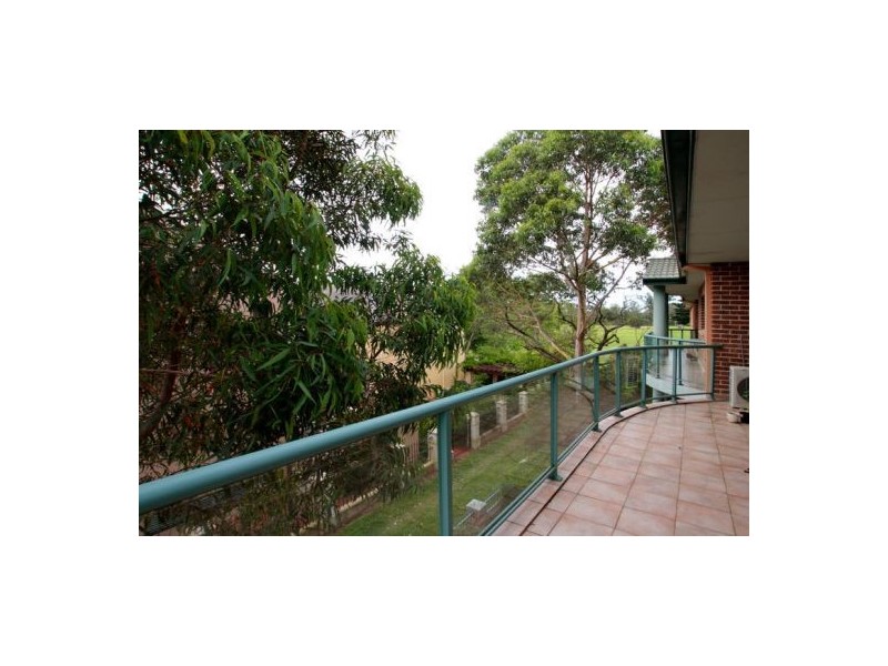 9/27-29 Parkside Lane, Westmead NSW 2145