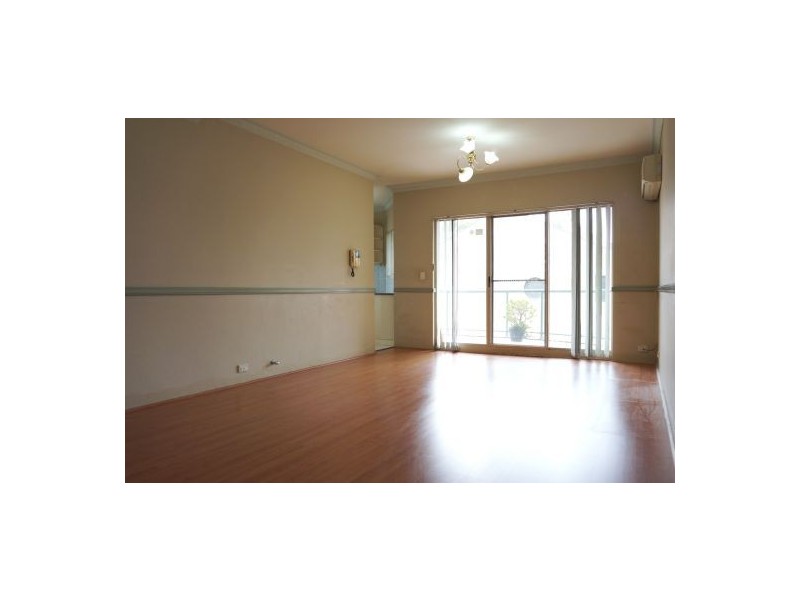 9/27-29 Parkside Lane, Westmead NSW 2145