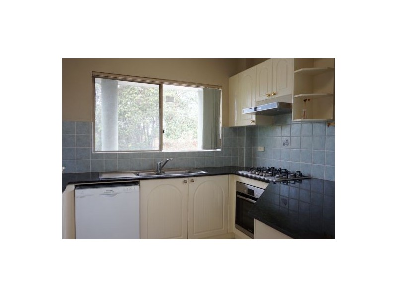 9/27-29 Parkside Lane, Westmead NSW 2145