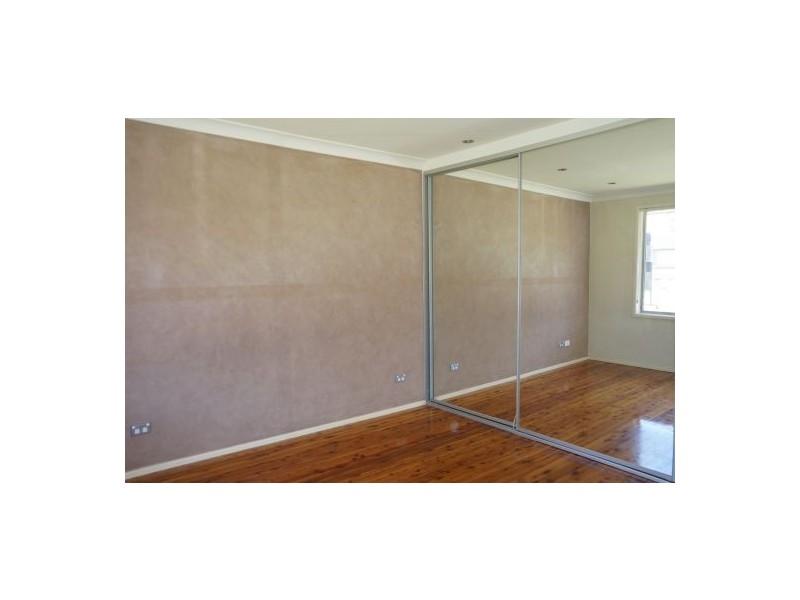 11 Casino Road, Greystanes NSW 2145