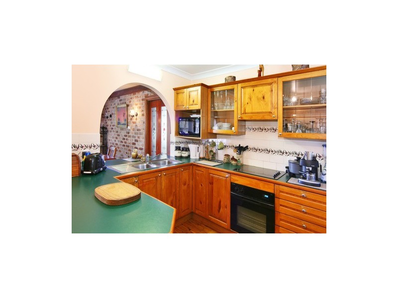 11 Gardenia Parade, Greystanes NSW 2145