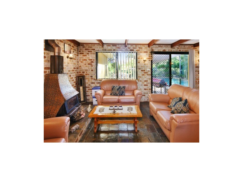 11 Gardenia Parade, Greystanes NSW 2145