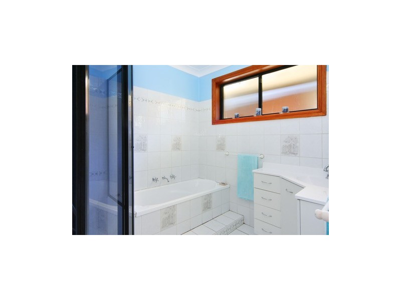 11 Gardenia Parade, Greystanes NSW 2145