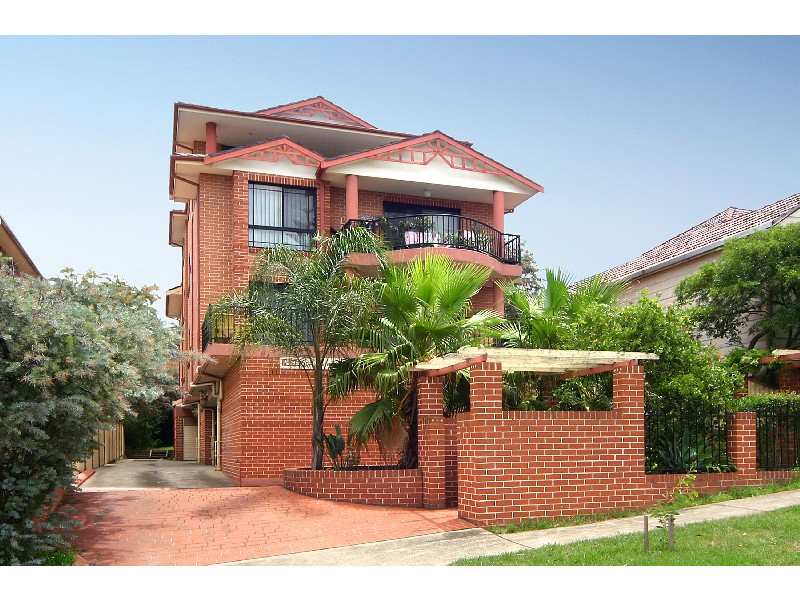 2/28 Harris Street, Harris Park NSW 2150