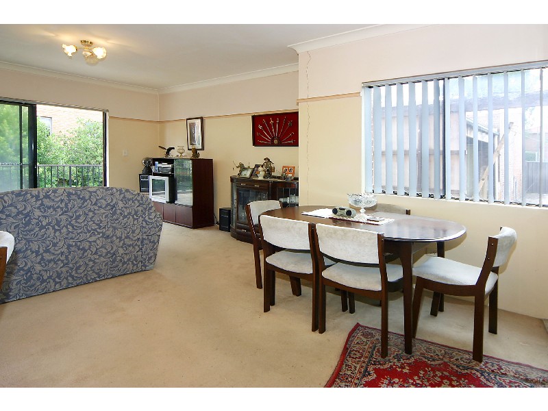 2/28 Harris Street, Harris Park NSW 2150