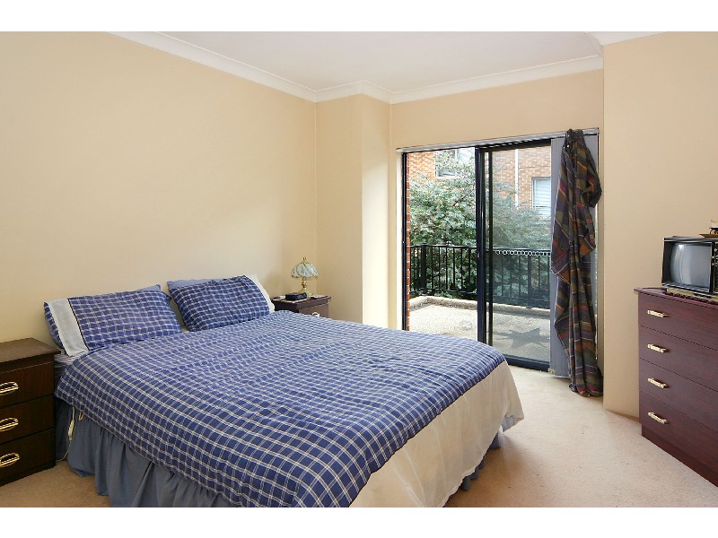 2/28 Harris Street, Harris Park NSW 2150