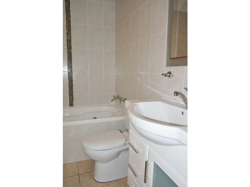 32/548 Woodville Road, Guildford NSW 2161