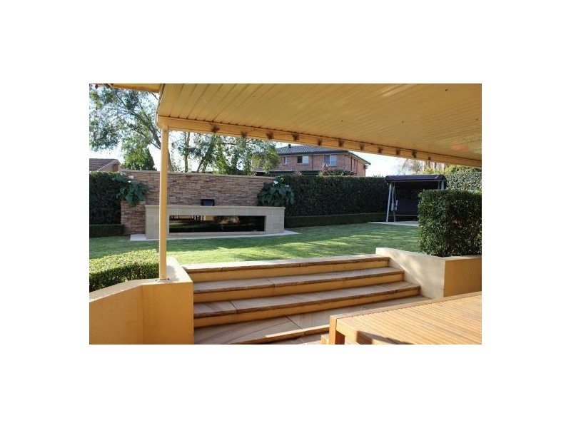 12 Manorhouse Boulevard, Quakers Hill NSW 2763