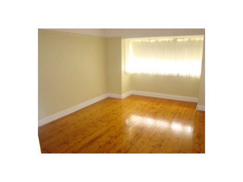 11A FRANKLIN Street, Mays Hill NSW 2145