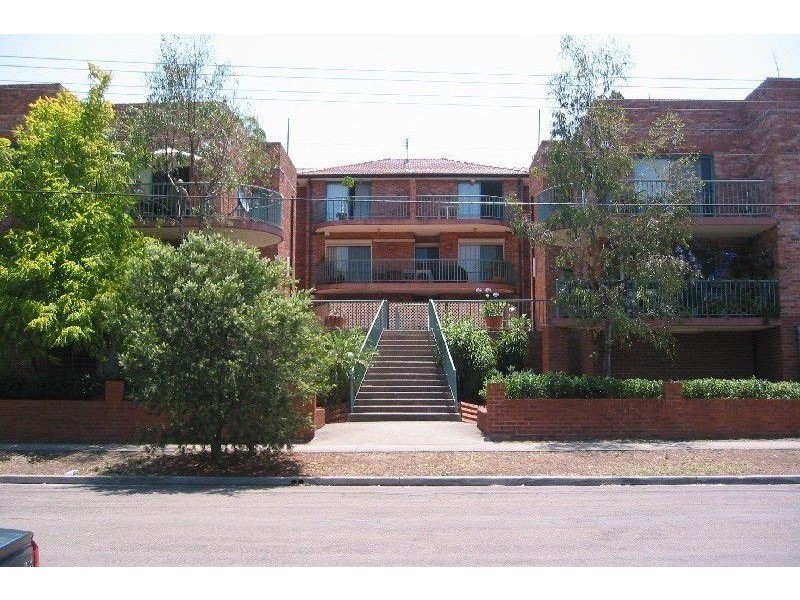 4/36-38 Birmingham Street, Merrylands NSW 2160