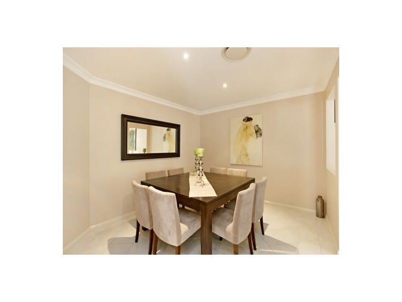 1 Forest Knoll, Castle Hill NSW 2154