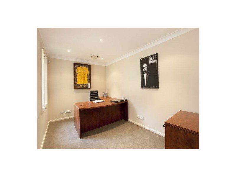 1 Forest Knoll, Castle Hill NSW 2154