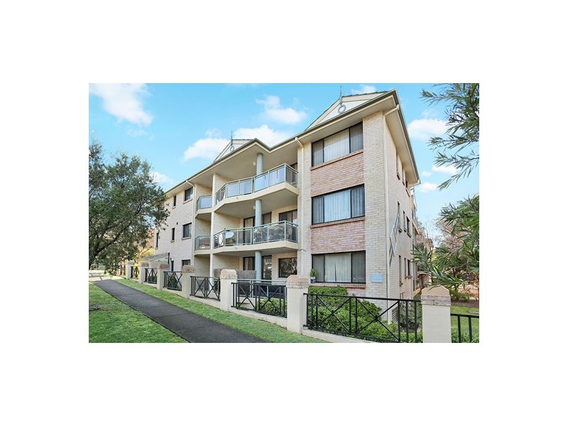 17/3-5 Marsden Street, Parramatta NSW 2150
