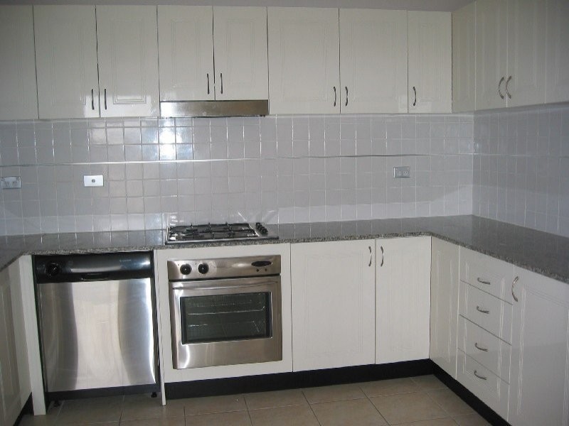 806/91A Bridge Road, Westmead NSW 2145