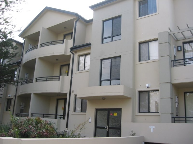 4/26-28 Redbank Road, Northmead NSW 2152