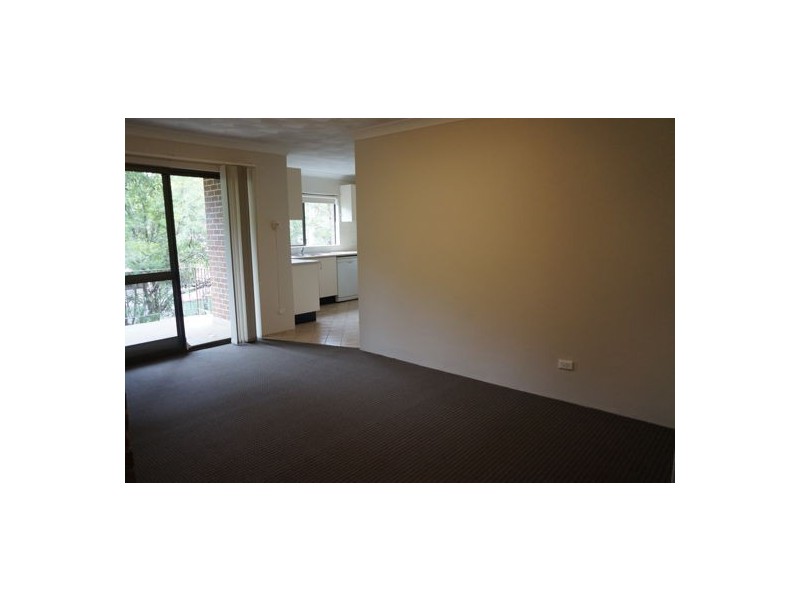 2/18-20 Central Avenue, Westmead NSW 2145