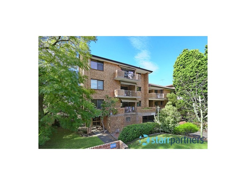 2/15-17 Alfred St, Westmead NSW 2145